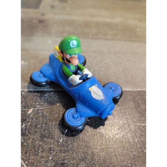 McDonald's Mario Kart 2014 Nintendo Luigi toy figure car - Picture 1 of 4
